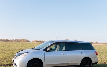 Nissan Wingroad III, 2010 год, 670 000 рублей, 3 фотография