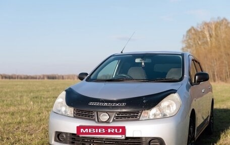 Nissan Wingroad III, 2010 год, 670 000 рублей, 2 фотография