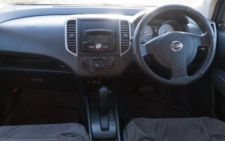 Nissan Wingroad III, 2010 год, 670 000 рублей, 13 фотография