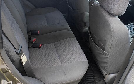 Chevrolet Tracker II, 2001 год, 250 000 рублей, 9 фотография
