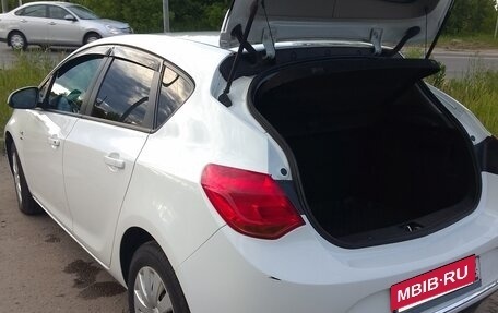 Opel Astra J, 2014 год, 870 000 рублей, 10 фотография