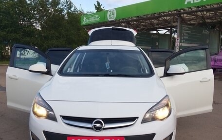 Opel Astra J, 2014 год, 870 000 рублей, 17 фотография