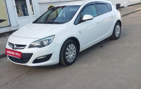 Opel Astra J, 2014 год, 870 000 рублей, 19 фотография