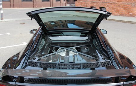 Audi R8, 2019 год, 15 500 000 рублей, 10 фотография