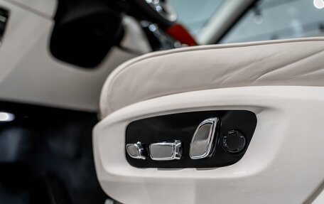 Rolls-Royce Cullinan, 2024 год, 37 000 000 рублей, 14 фотография