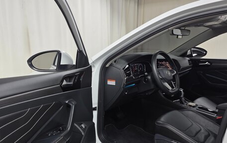 Volkswagen Jetta VII, 2023 год, 1 740 000 рублей, 13 фотография