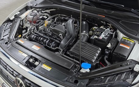 Volkswagen Jetta VII, 2023 год, 1 740 000 рублей, 16 фотография