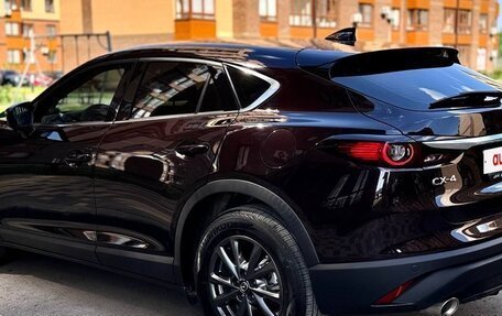 Mazda CX-4, 2020 год, 2 800 000 рублей, 6 фотография