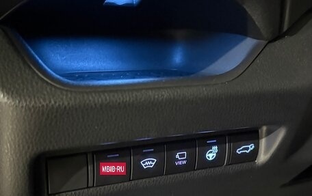 Toyota RAV4, 2020 год, 3 300 000 рублей, 2 фотография