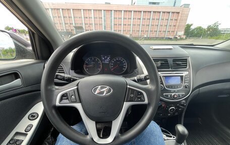 Hyundai Solaris II рестайлинг, 2012 год, 940 000 рублей, 5 фотография