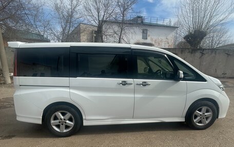 Honda Stepwgn IV, 2016 год, 1 880 000 рублей, 7 фотография