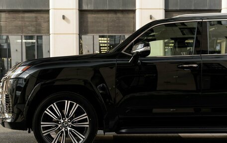 Lexus LX, 2026 год, 17 000 000 рублей, 12 фотография