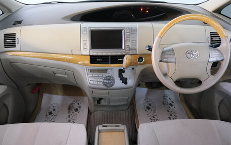 Toyota Estima III рестайлинг -2, 2006 год, 1 909 000 рублей, 13 фотография