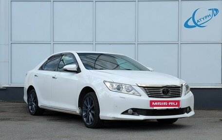 Toyota Camry, 2013 год, 1 650 000 рублей, 4 фотография