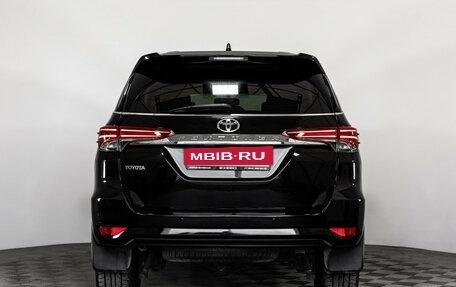 Toyota Fortuner II, 2017 год, 3 499 000 рублей, 8 фотография