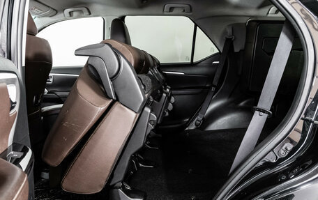 Toyota Fortuner II, 2017 год, 3 499 000 рублей, 25 фотография