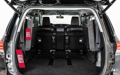 Toyota Fortuner II, 2017 год, 3 499 000 рублей, 28 фотография