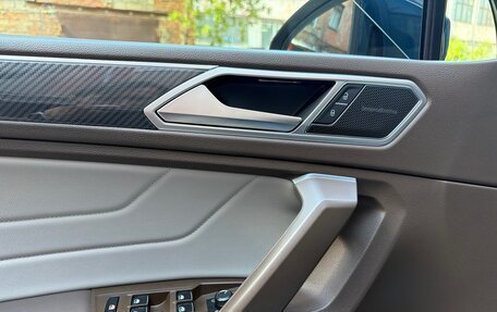 Volkswagen Tiguan II, 2021 год, 4 290 000 рублей, 16 фотография