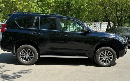 Toyota Land Cruiser Prado 150 рестайлинг 2, 2018 год, 4 750 000 рублей, 2 фотография