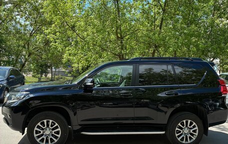 Toyota Land Cruiser Prado 150 рестайлинг 2, 2018 год, 4 750 000 рублей, 4 фотография
