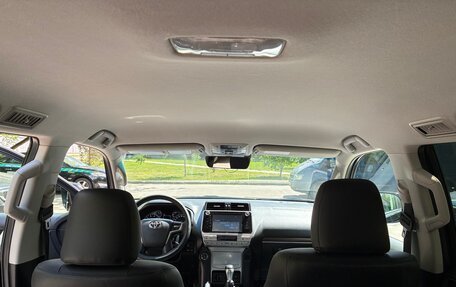 Toyota Land Cruiser Prado 150 рестайлинг 2, 2018 год, 4 750 000 рублей, 19 фотография