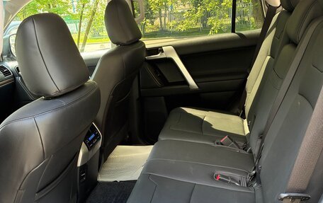 Toyota Land Cruiser Prado 150 рестайлинг 2, 2018 год, 4 750 000 рублей, 14 фотография
