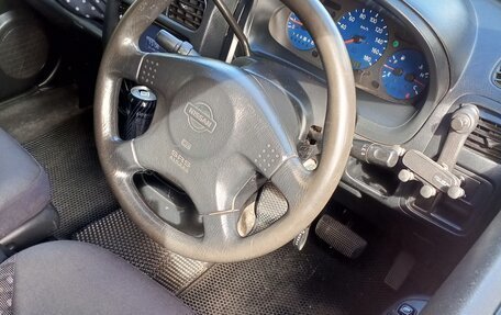 Nissan Cube II, 1999 год, 175 000 рублей, 7 фотография