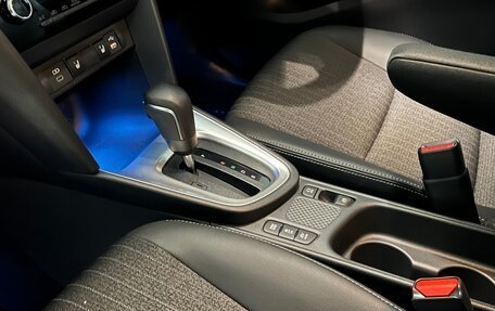 Toyota Yaris Cross, 2023 год, 1 620 000 рублей, 10 фотография