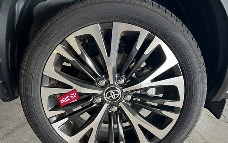 Toyota Yaris Cross, 2023 год, 1 620 000 рублей, 21 фотография
