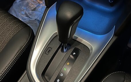 Toyota Yaris Cross, 2023 год, 1 620 000 рублей, 33 фотография