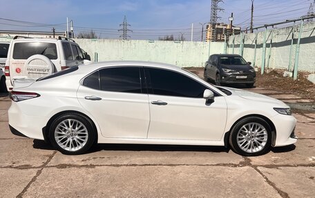 Toyota Camry, 2018 год, 2 520 000 рублей, 4 фотография
