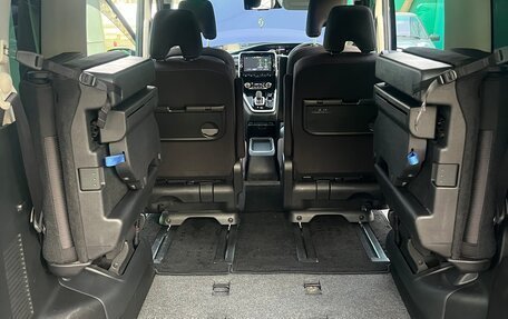 Nissan Serena IV, 2018 год, 2 150 000 рублей, 4 фотография