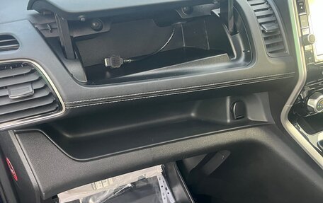Nissan Serena IV, 2018 год, 2 150 000 рублей, 6 фотография