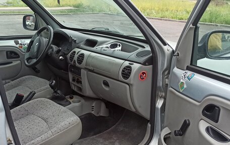 Renault Kangoo II рестайлинг, 2004 год, 260 000 рублей, 5 фотография
