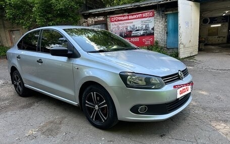 Volkswagen Polo VI (EU Market), 2013 год, 660 000 рублей, 2 фотография