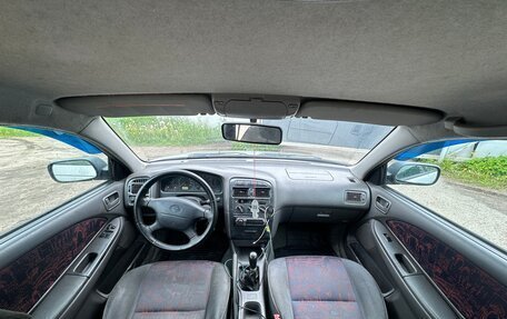 Toyota Avensis III рестайлинг, 1999 год, 270 000 рублей, 8 фотография
