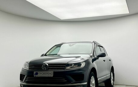 Volkswagen Touareg III, 2016 год, 3 045 000 рублей, 3 фотография