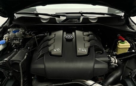 Volkswagen Touareg III, 2016 год, 3 045 000 рублей, 13 фотография