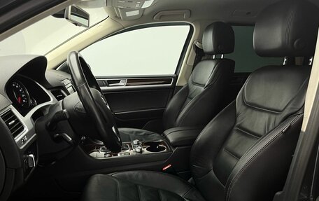Volkswagen Touareg III, 2016 год, 3 045 000 рублей, 17 фотография
