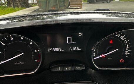 Peugeot 2008 II, 2014 год, 850 000 рублей, 9 фотография