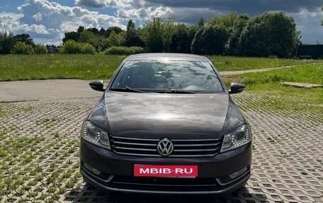 Volkswagen Passat B7, 2012 год, 940 000 рублей, 1 фотография