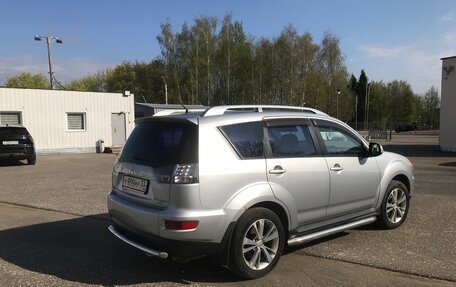 Mitsubishi Outlander III рестайлинг 3, 2010 год, 859 000 рублей, 3 фотография