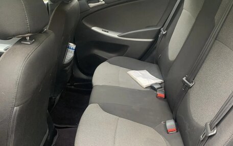 Hyundai Solaris II рестайлинг, 2013 год, 740 000 рублей, 4 фотография