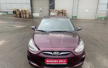 Hyundai Solaris II рестайлинг, 2013 год, 740 000 рублей, 5 фотография