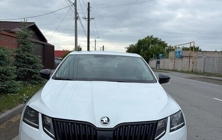 Skoda Octavia, 2017 год, 1 630 000 рублей, 2 фотография