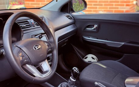 KIA Rio III рестайлинг, 2013 год, 730 000 рублей, 4 фотография