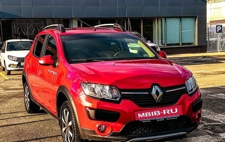 Renault Sandero II рестайлинг, 2017 год, 1 255 000 рублей, 2 фотография
