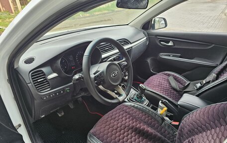 KIA Rio IV, 2017 год, 690 000 рублей, 10 фотография