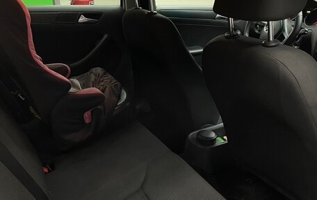 Volkswagen Jetta VI, 2015 год, 780 000 рублей, 4 фотография