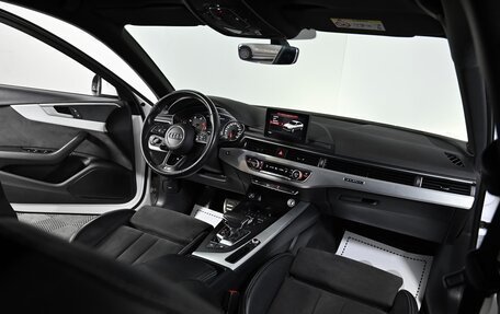 Audi A4, 2019 год, 2 699 000 рублей, 5 фотография